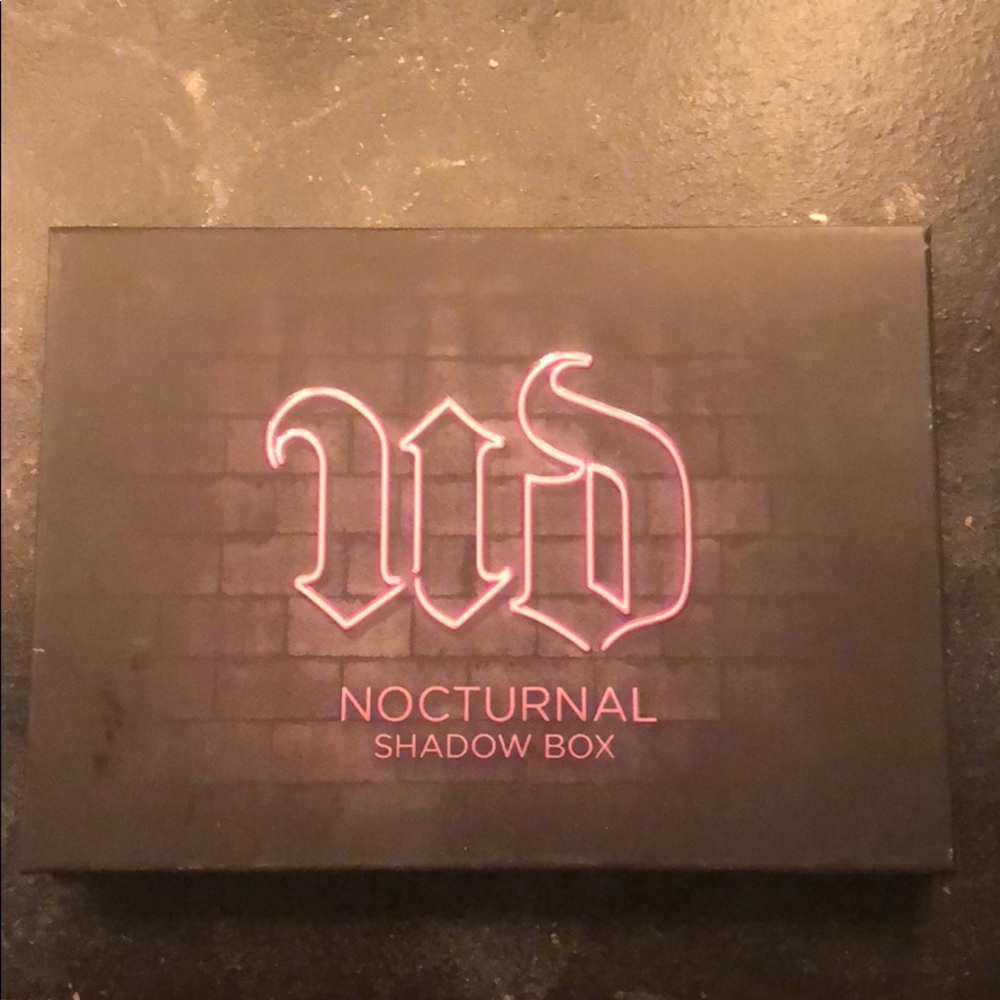 Urban Decay Nocturnal Shadow Box